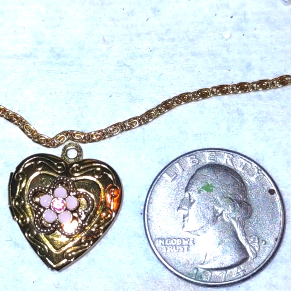 Upcycled Gold Heart Locket Pendant - Picture 6 of 14